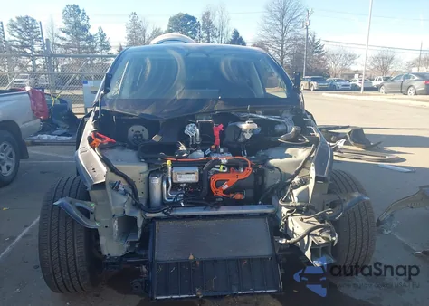 2025 Tesla Model Y Long Range Dual Motor Rear-Wheel Drive from USA, damaged, VIN 7SAYGDED4SA357882